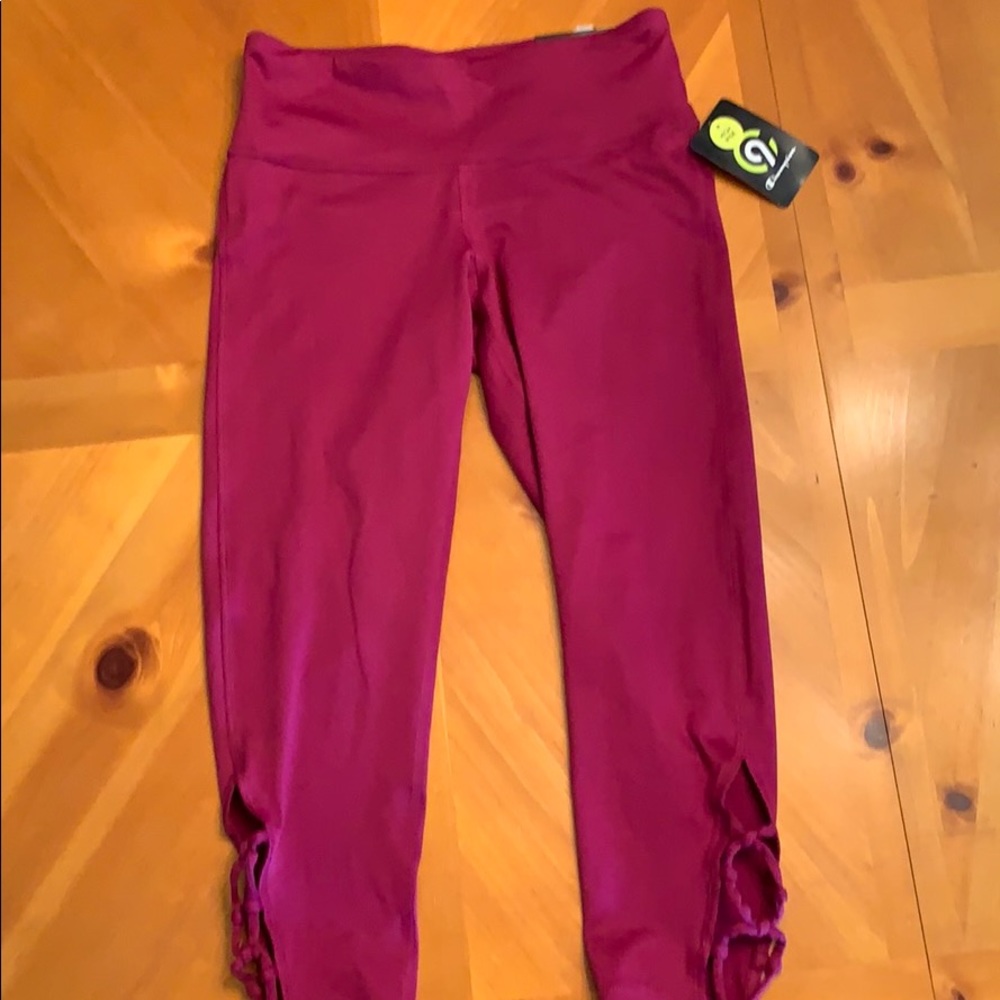 Athletic leggings